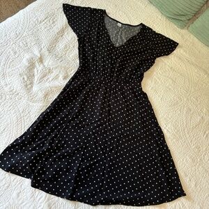 Old Navy Black & White Polka Dot V-neck Dress - Size XS